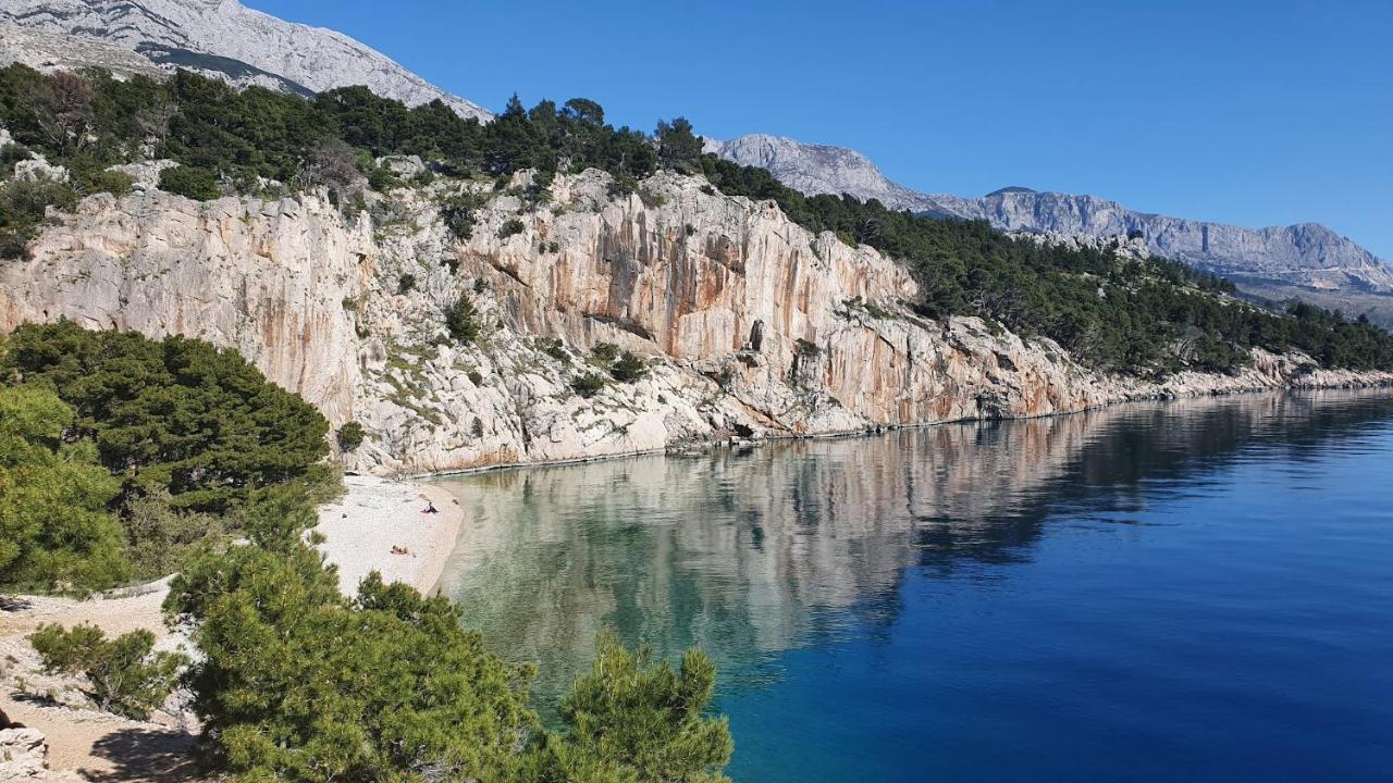 Penthouse Studio With Sea View Makarska Exterior photo