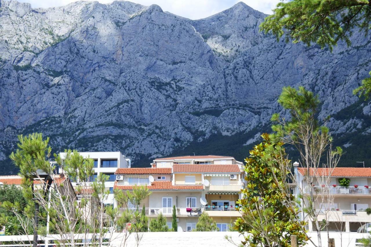 Penthouse Studio With Sea View Makarska Exterior photo